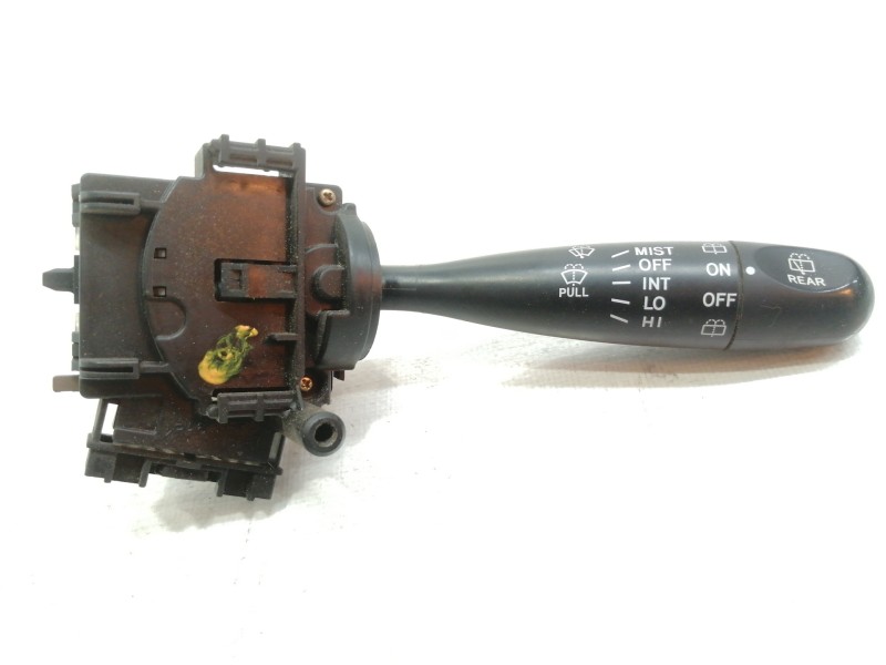 Recambio de mando limpia para toyota yaris (ncp1/nlp1/scp1) 1.0 linea terra referencia OEM IAM 173647  