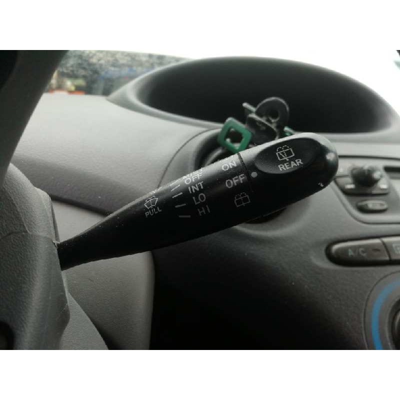Recambio de mando limpia para toyota yaris (ncp1/nlp1/scp1) 1.0 linea terra referencia OEM IAM 173647  