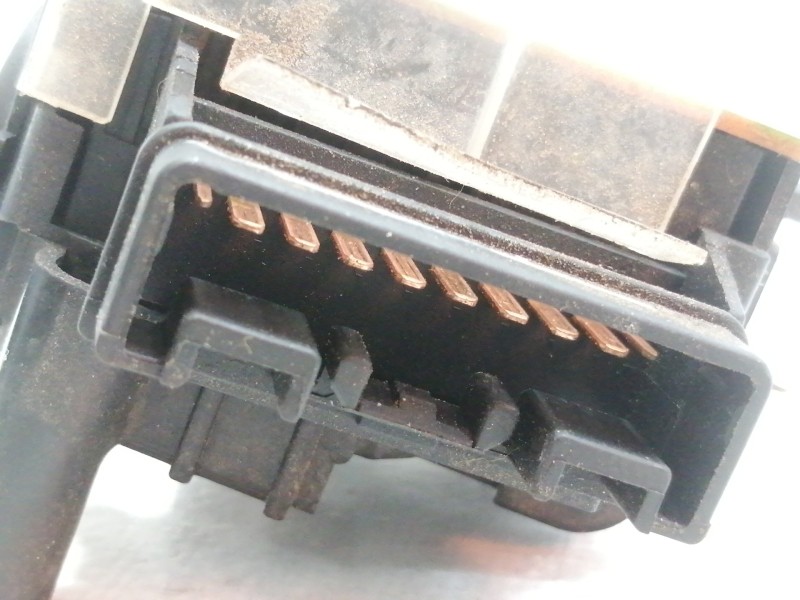 Recambio de mando limpia para toyota yaris (ncp1/nlp1/scp1) 1.0 linea terra referencia OEM IAM 173647  