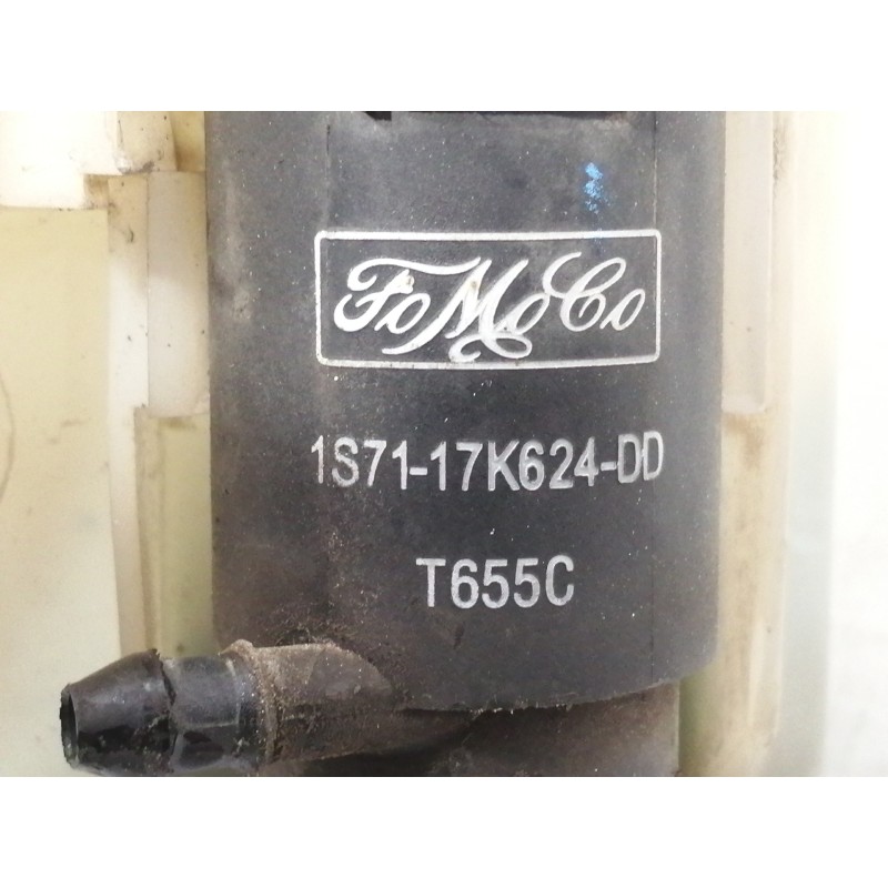 Recambio de deposito limpia para volvo s60 berlina 2.4 d referencia OEM IAM 30655661 1S7117K624DD 