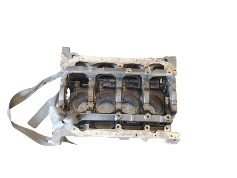 Recambio de bloque para mitsubishi space wagon (n30/n40) 2000 glx diesel referencia OEM IAM XK6502  BLOQUE MOTOR DESNUDO