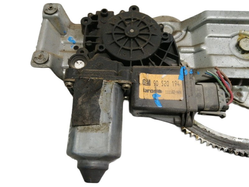 Recambio de elevalunas delantero derecho para opel corsa b viva referencia OEM IAM 90520194  