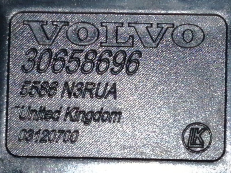 Recambio de mando elevalunas trasero derecho para volvo s60 berlina 2.4 d referencia OEM IAM 30658696  