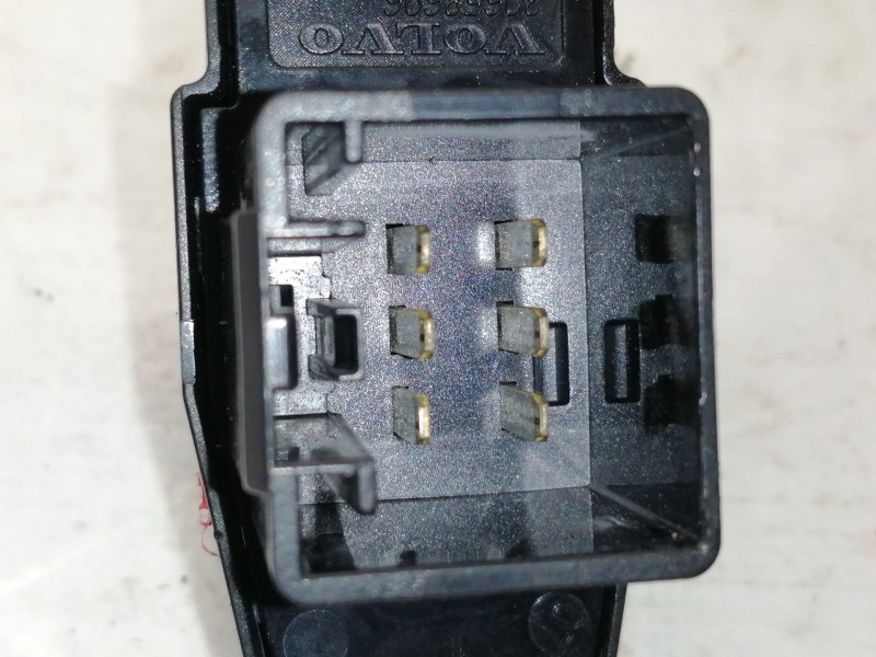 Recambio de mando elevalunas trasero derecho para volvo s60 berlina 2.4 d referencia OEM IAM 30658696  