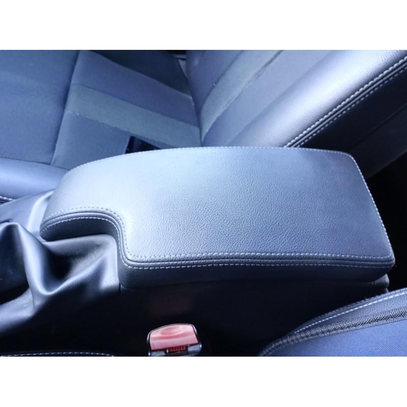 Recambio de apoyabrazos central para renault fluence z.e. dynamique referencia OEM IAM   