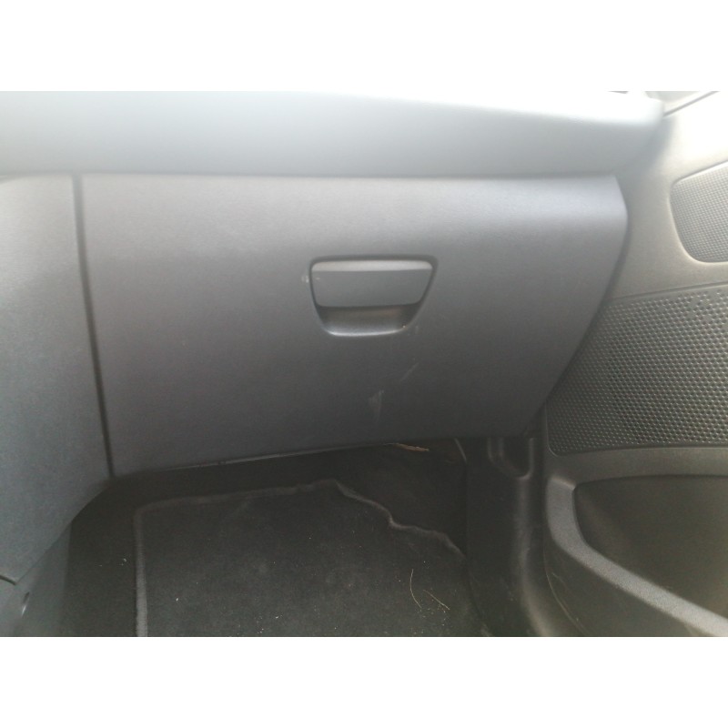 Recambio de guantera para peugeot 208 access referencia OEM IAM   