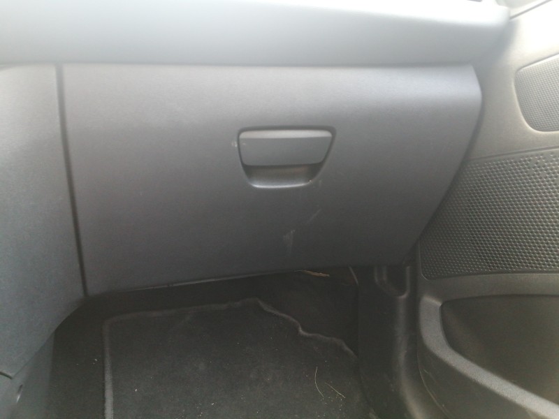 Recambio de guantera para peugeot 208 access referencia OEM IAM   