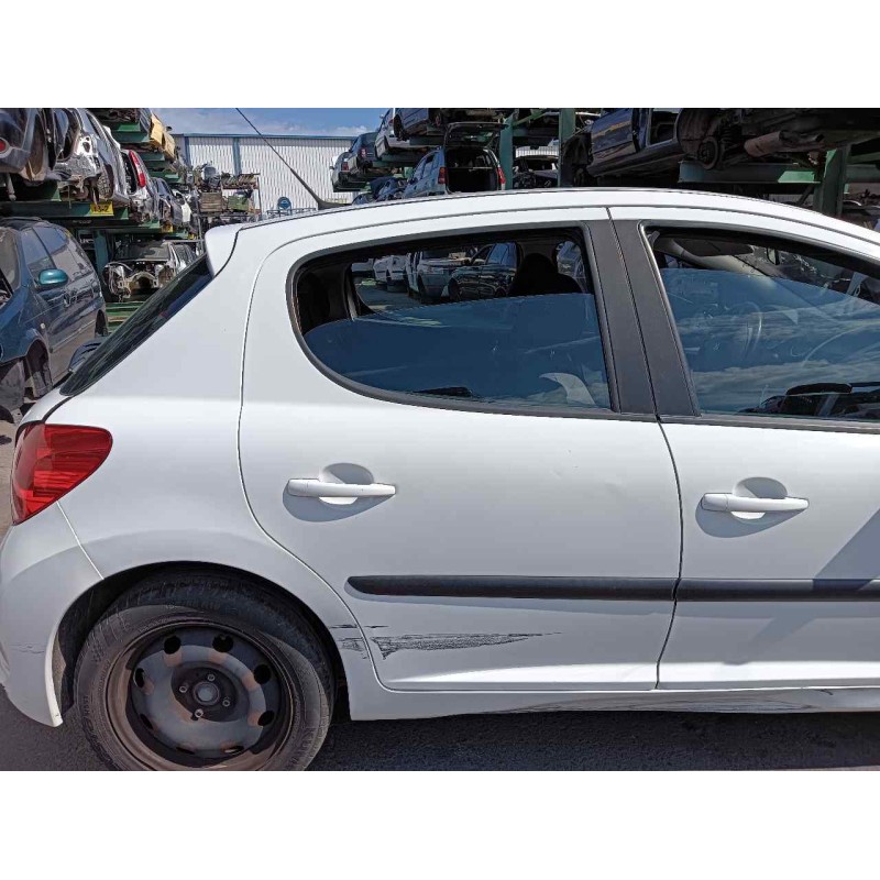 Recambio de puerta trasera derecha para peugeot 207 xt referencia OEM IAM   