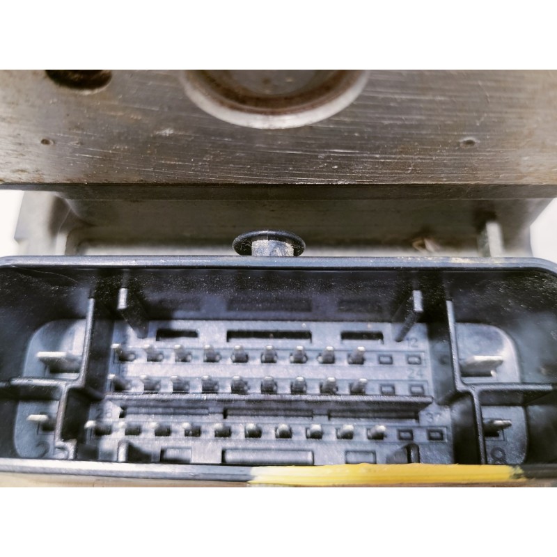 Recambio de abs para fiat 500 cabrio (150) lounge referencia OEM IAM 0265231972 0265800648 51801319