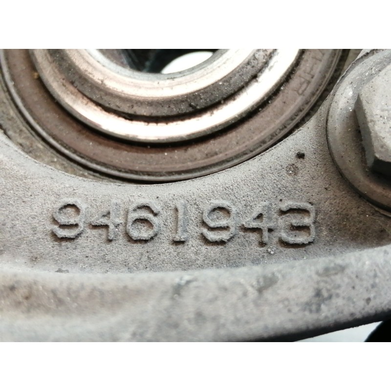 Recambio de mangueta delantera izquierda para volvo s60 berlina 2.4 d referencia OEM IAM 9461943  