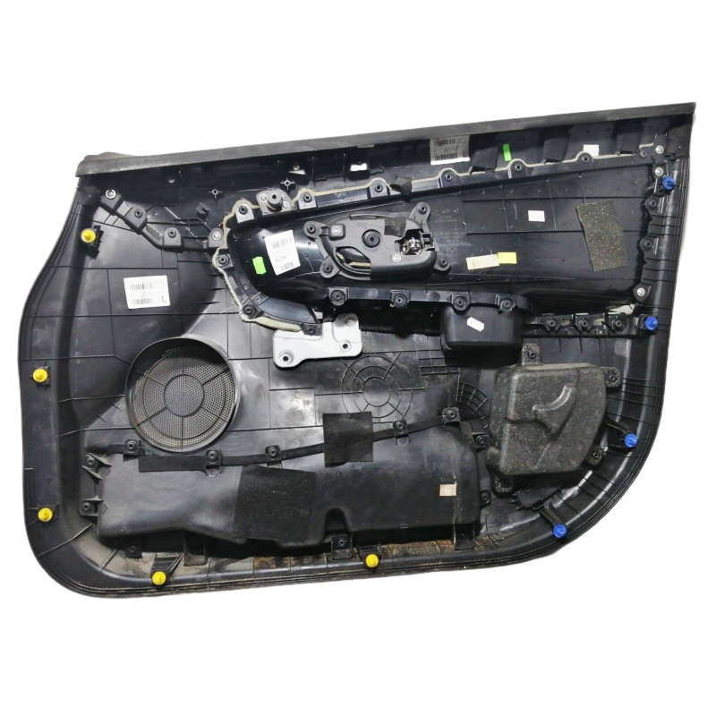 Recambio de guarnecido puerta delantera izquierda para kia ceed drive referencia OEM IAM 82350A2000WK  