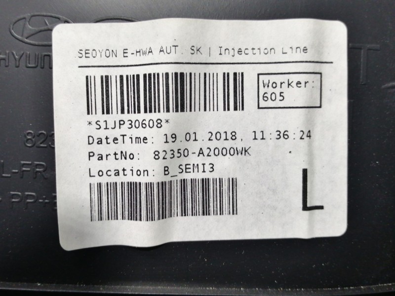 Recambio de guarnecido puerta delantera izquierda para kia ceed drive referencia OEM IAM 82350A2000WK  