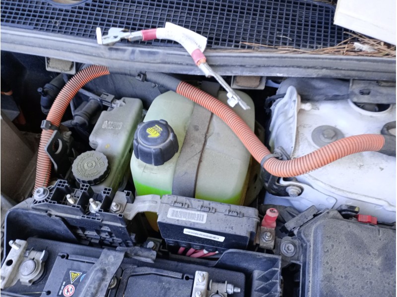 Recambio de deposito expansion para renault fluence z.e. dynamique referencia OEM IAM   