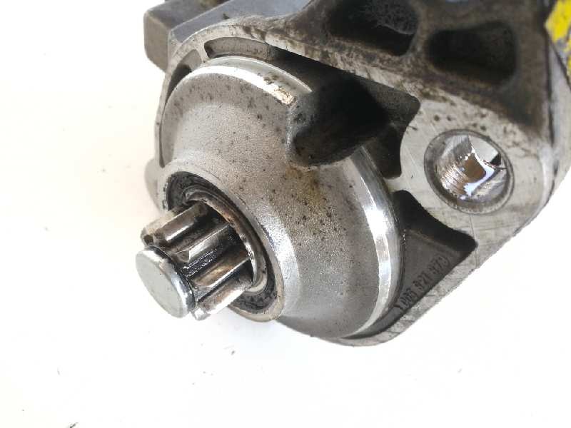 Recambio de motor arranque para volkswagen golf iv berlina (1j1) conceptline referencia OEM IAM 020911023F 000121006 