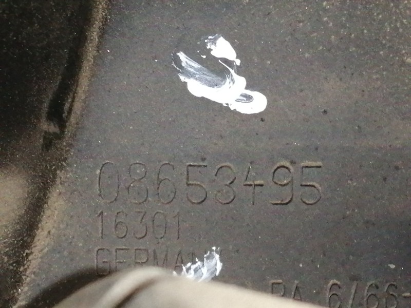 Recambio de tapa motor para volvo s60 berlina 2.4 d referencia OEM IAM 08653495  