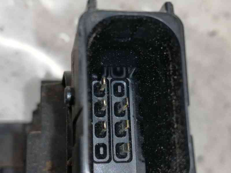 Recambio de cerradura puerta delantera derecha para opel corsa d selective referencia OEM IAM 13258274  