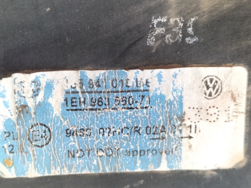 Recambio de faro izquierdo para volkswagen bora berlina (1j2) 1.6 16v referencia OEM IAM 1EH96356071  