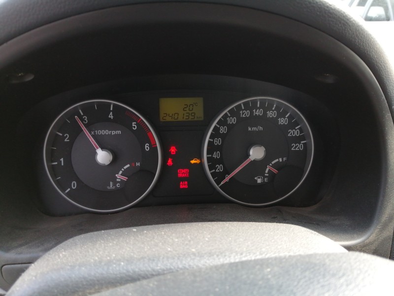 Recambio de cuadro instrumentos para hyundai accent (mc) 1.5 crdi cat referencia OEM IAM 940031E610  