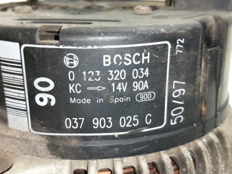 Recambio de alternador para volkswagen golf iv berlina (1j1) conceptline referencia OEM IAM 0123320034 037903025C 