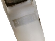 Recambio de deposito limpia para fiat 500 cabrio (150) lounge referencia OEM IAM 51787578 71740942  2