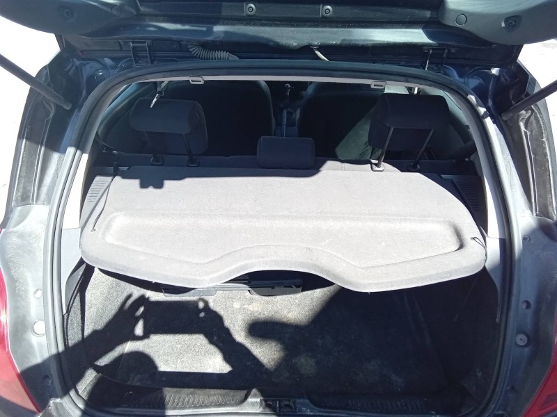 Recambio de bandeja trasera para renault clio iii confort dynamique referencia OEM IAM   