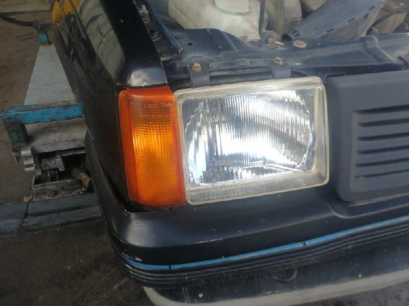 Recambio de faro derecho para opel corsa a ls referencia OEM IAM 67617709  