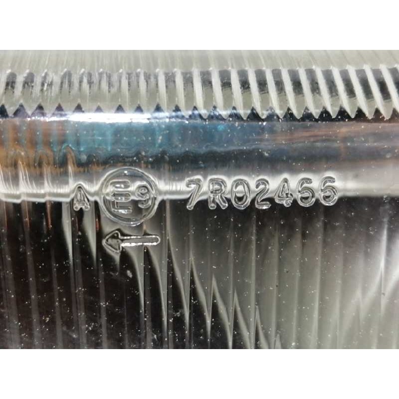 Recambio de faro derecho para opel corsa a ls referencia OEM IAM 67617709  