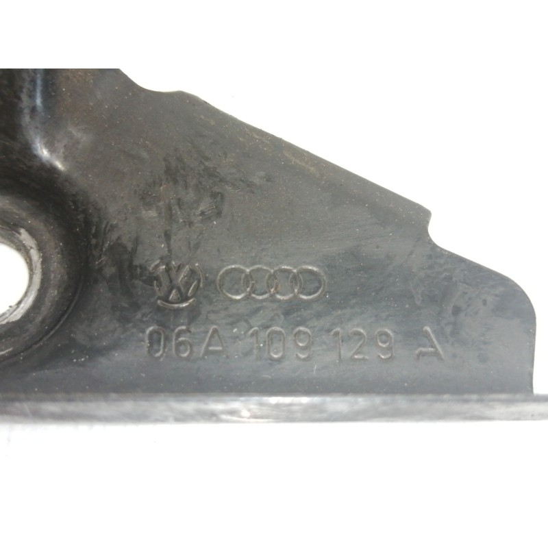 Recambio de tapa distribucion para volkswagen golf iv berlina (1j1) conceptline referencia OEM IAM 06A109175B  