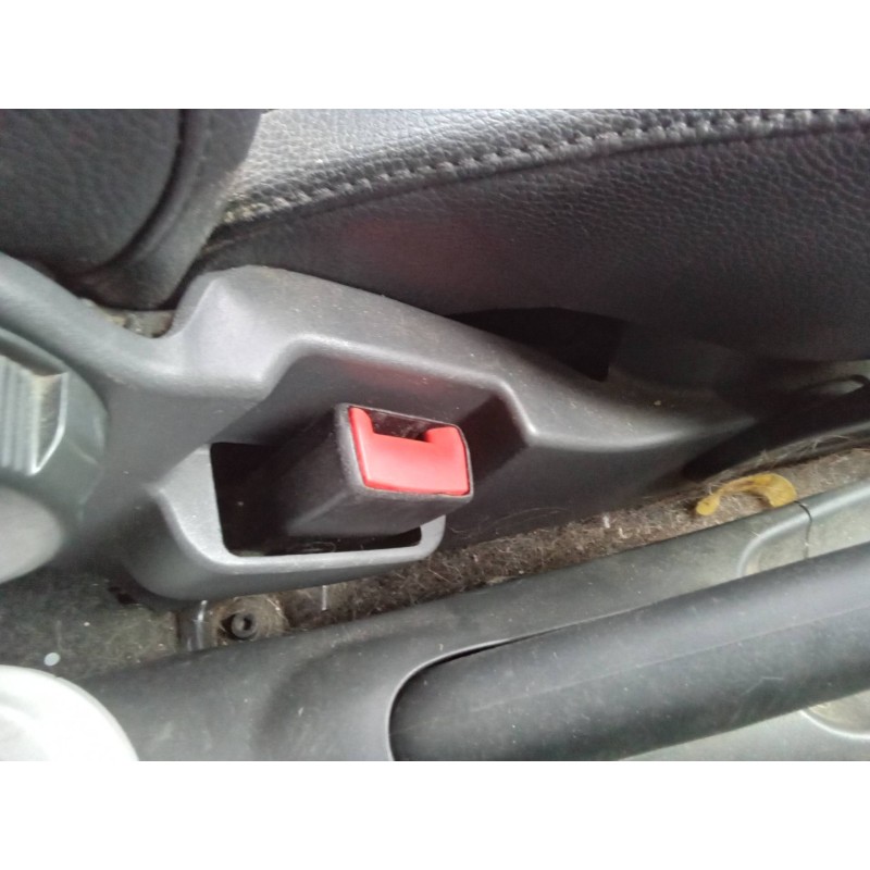 Recambio de enganche cinturon delantero izquierdo para fiat 500 cabrio (150) lounge referencia OEM IAM 34045525 030408 C383
