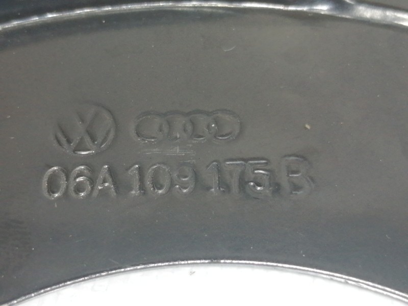Recambio de tapa distribucion para volkswagen golf iv berlina (1j1) conceptline referencia OEM IAM 06A109175B  