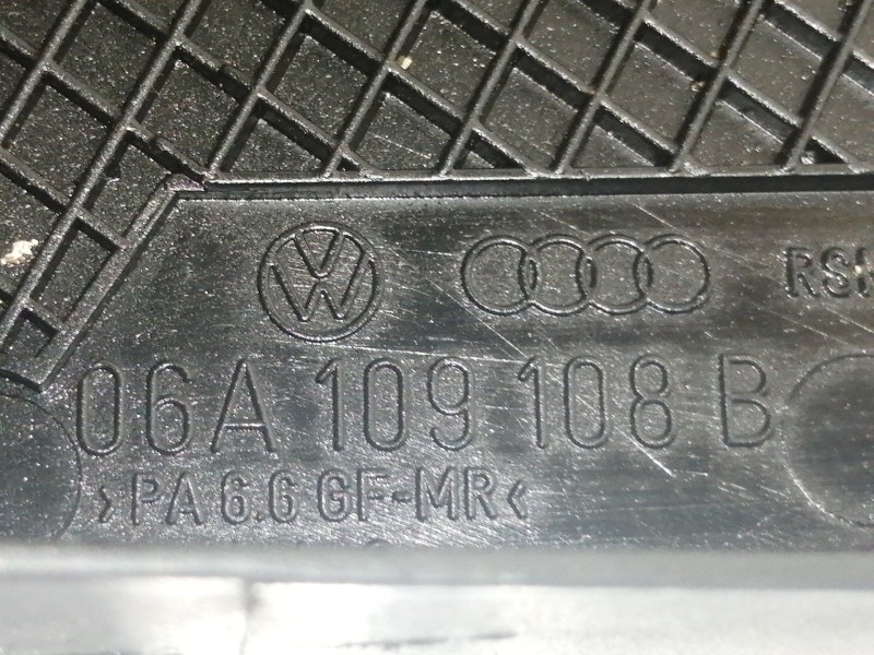 Recambio de tapa distribucion para volkswagen golf iv berlina (1j1) conceptline referencia OEM IAM 06A109175B  