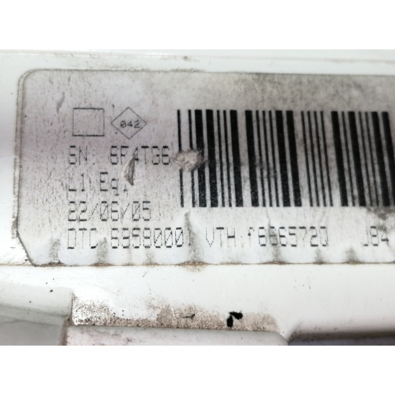 Recambio de mando calefaccion / aire acondicionado para renault scenic ii confort dynamique referencia OEM IAM 69580001  