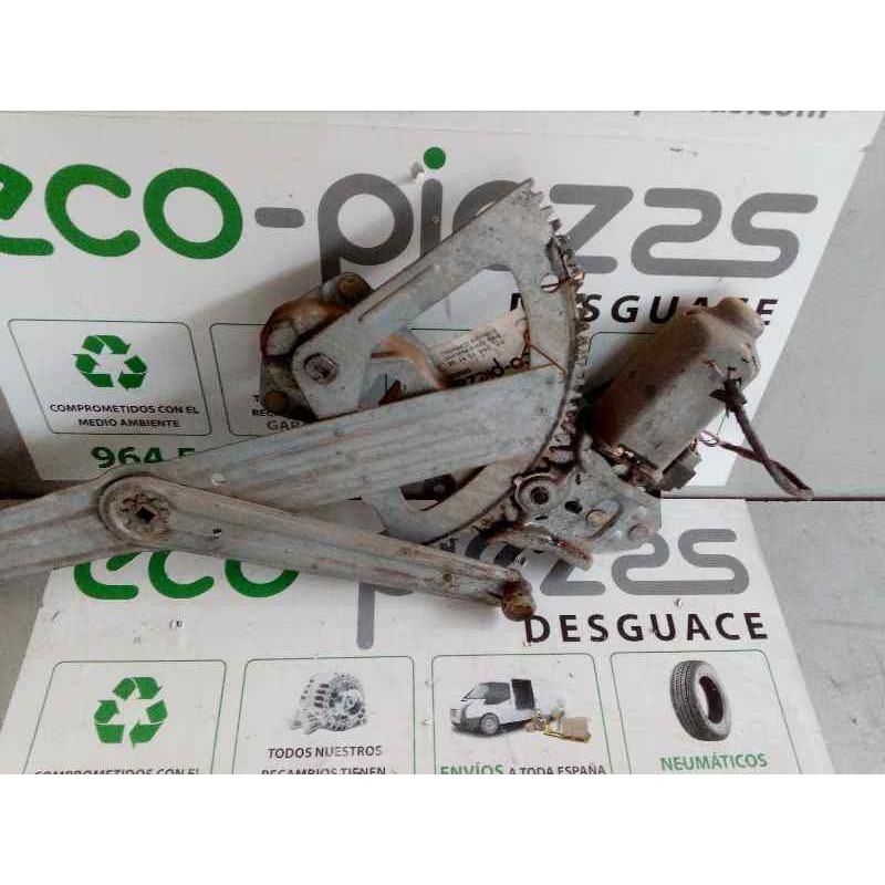 Recambio de elevalunas delantero derecho para peugeot 205 berlina 1.8 diesel cat referencia OEM IAM   