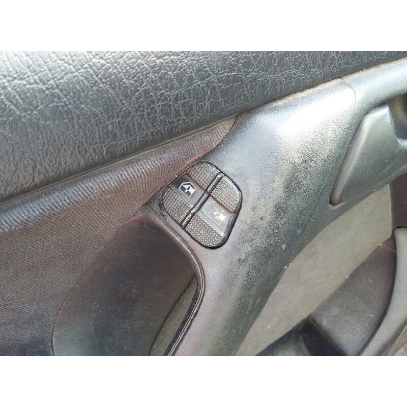 Recambio de mando elevalunas delantero izquierdo para volkswagen vento (1h2) gl referencia OEM IAM 1H0867197C 1H0867197C 