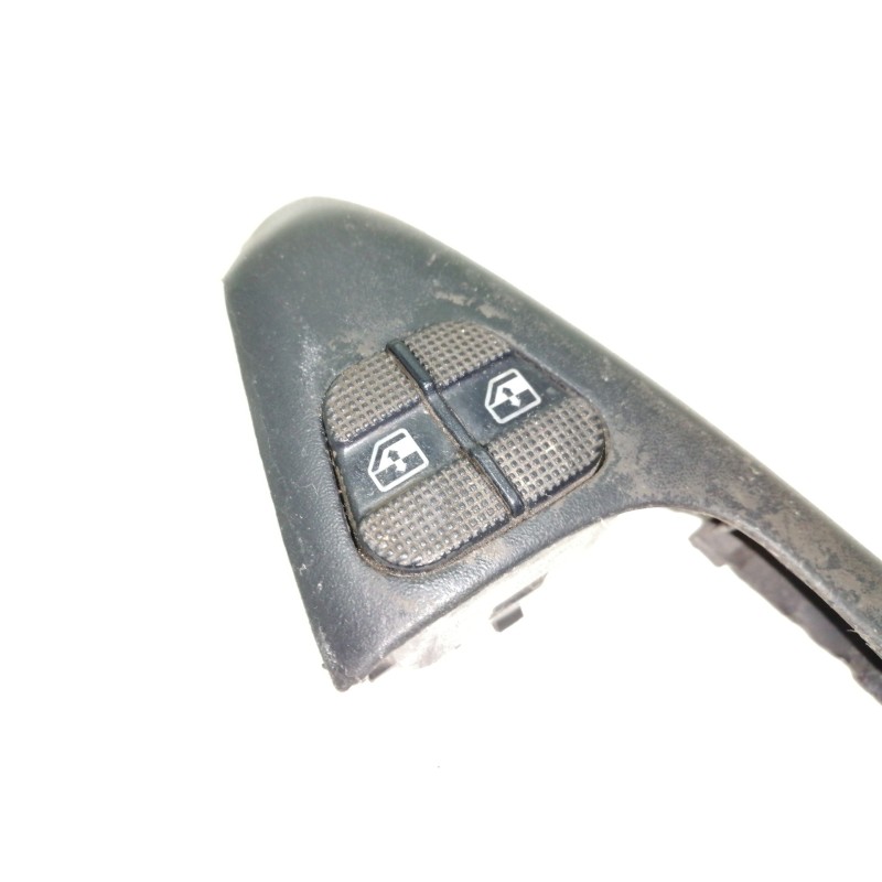 Recambio de mando elevalunas delantero izquierdo para volkswagen vento (1h2) gl referencia OEM IAM 1H0867197C 1H0867197C 