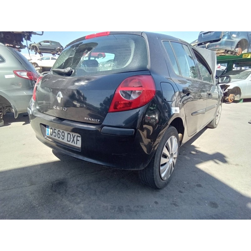 Recambio de paragolpes trasero para renault clio iii confort dynamique referencia OEM IAM   