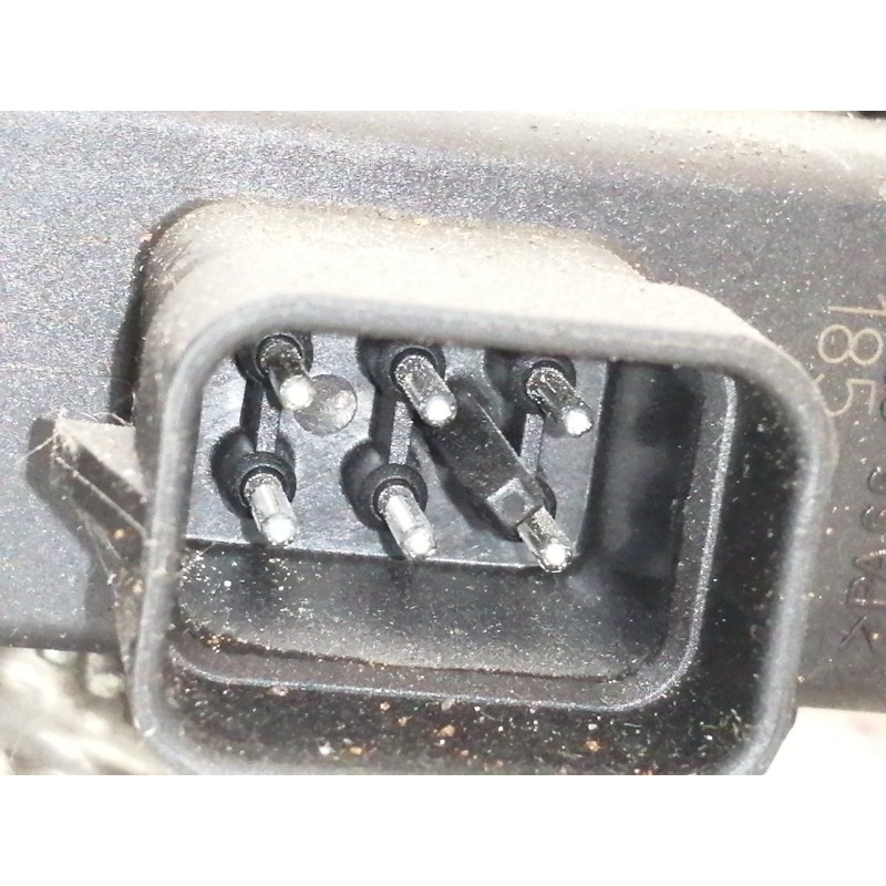 Recambio de elevalunas delantero derecho para opel zafira a comfort referencia OEM IAM 90579356 101250200 90579356