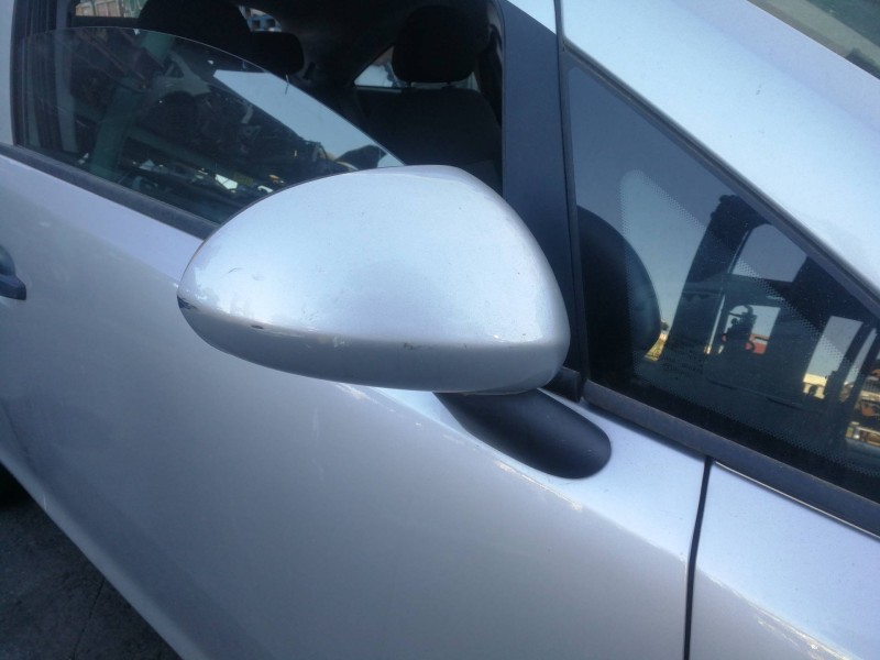 Recambio de retrovisor derecho para opel corsa d selective referencia OEM IAM 468435664  