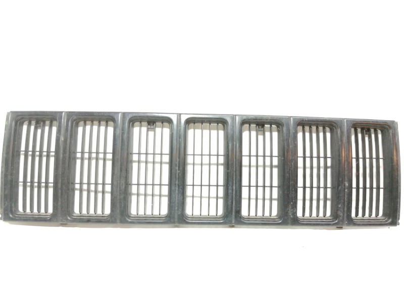 Recambio de rejilla delantera para jeep cherokee (j) 2.5 td referencia OEM IAM   