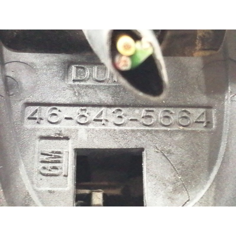 Recambio de retrovisor derecho para opel corsa d selective referencia OEM IAM 468435664  