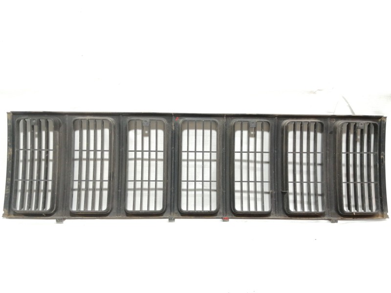 Recambio de rejilla delantera para jeep cherokee (j) 2.5 td referencia OEM IAM   