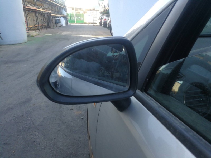 Recambio de retrovisor izquierdo para opel corsa d selective referencia OEM IAM 468435664  