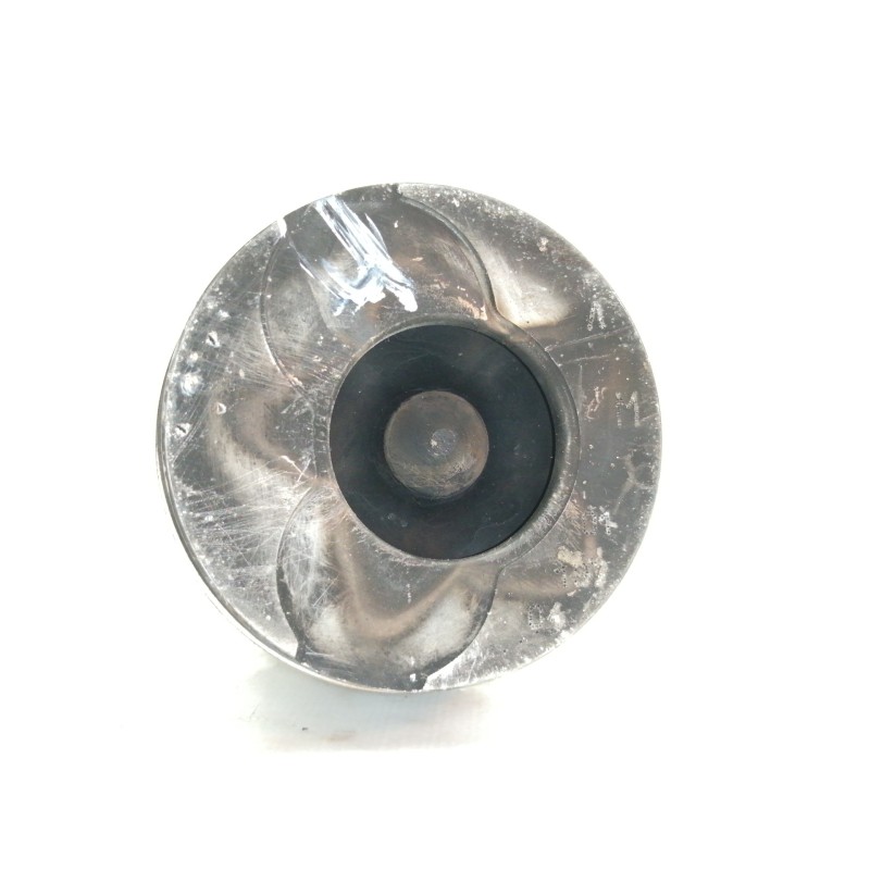 Recambio de piston para renault trafic combi (ab 4.01) 9 - plazas (l2h1) acristalado, combi largo referencia OEM IAM   