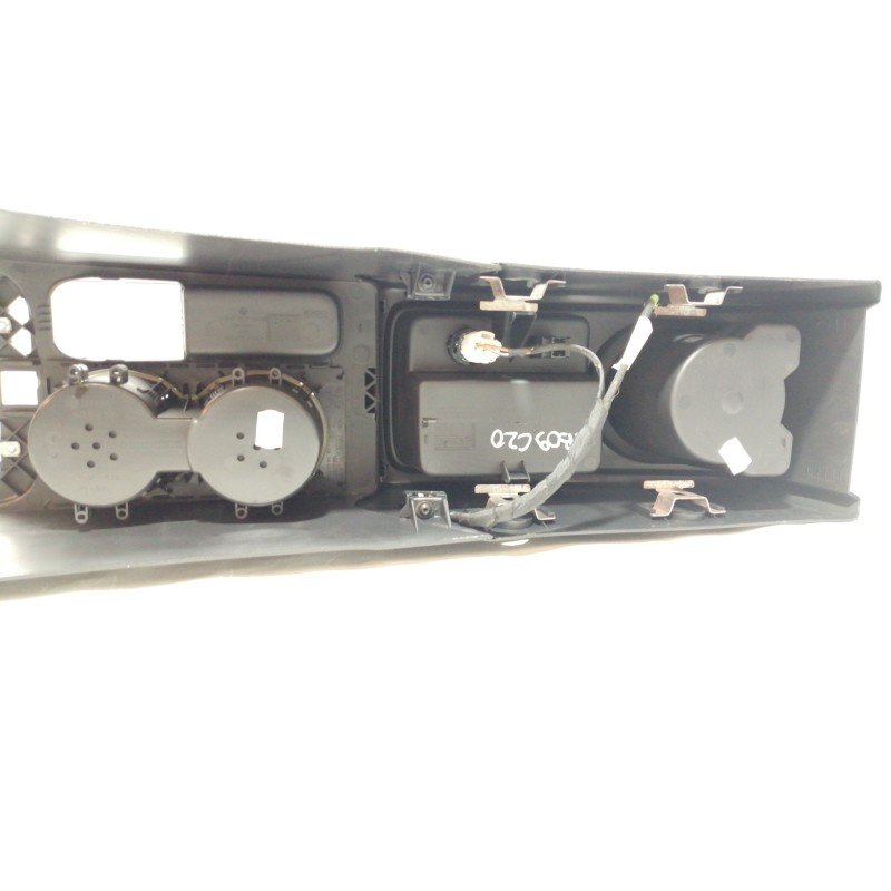 Recambio de apoyabrazos central para volkswagen tiguan (5n1) sport referencia OEM IAM 5N0863323  