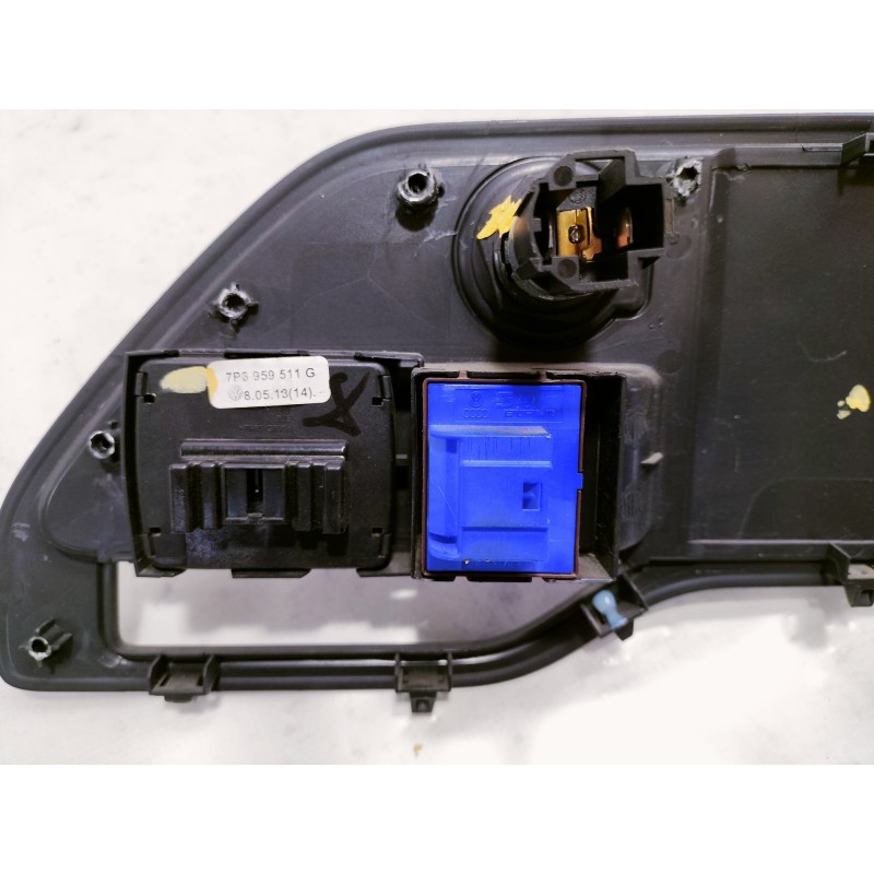 Recambio de moldura para volkswagen touareg (7p5) v6 tdi bluemotion referencia OEM IAM 7P6959511G 7P6868248 7P6868248A 