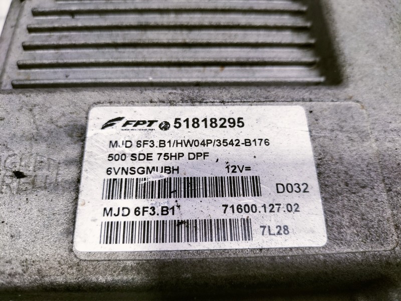 Recambio de centralita motor uce para fiat nuova 500 (150) pop referencia OEM IAM 51818295 7160012702 