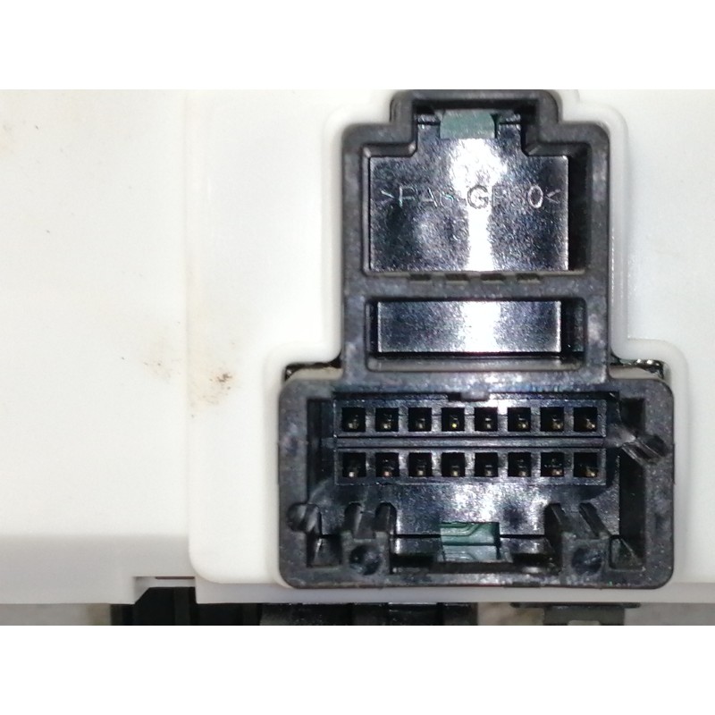 Recambio de mando multifuncion para renault megane iv berlina 5p 1.2 tce energy referencia OEM IAM 255545857RA  