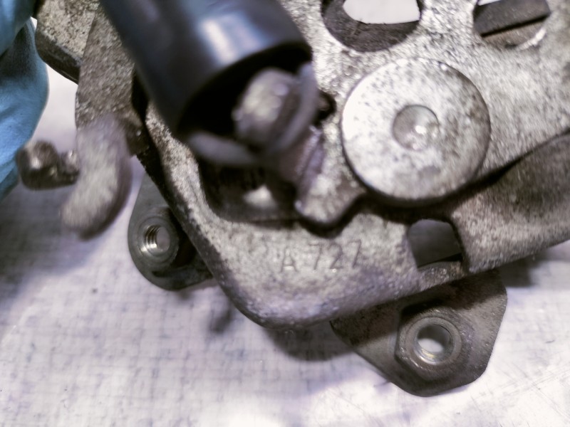 Recambio de cerradura capot para fiat nuova 500 (150) pop referencia OEM IAM 51785174 32607 