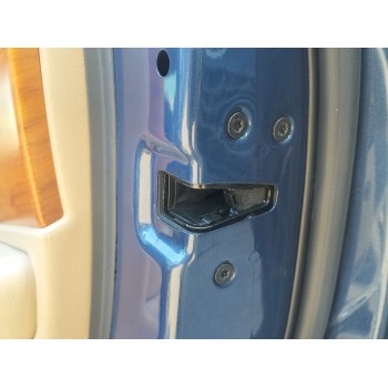 CERRADURA PUERTA TRASERA DERECHA LR091347 