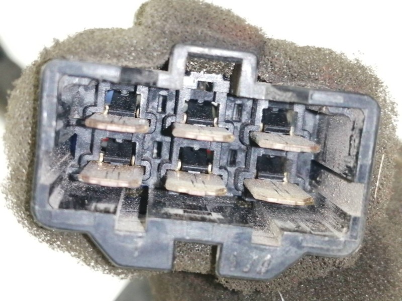 Recambio de mando multifuncion para kia shuma ii 1.6 rs 5 berlina referencia OEM IAM KF62390122 KF62390122 